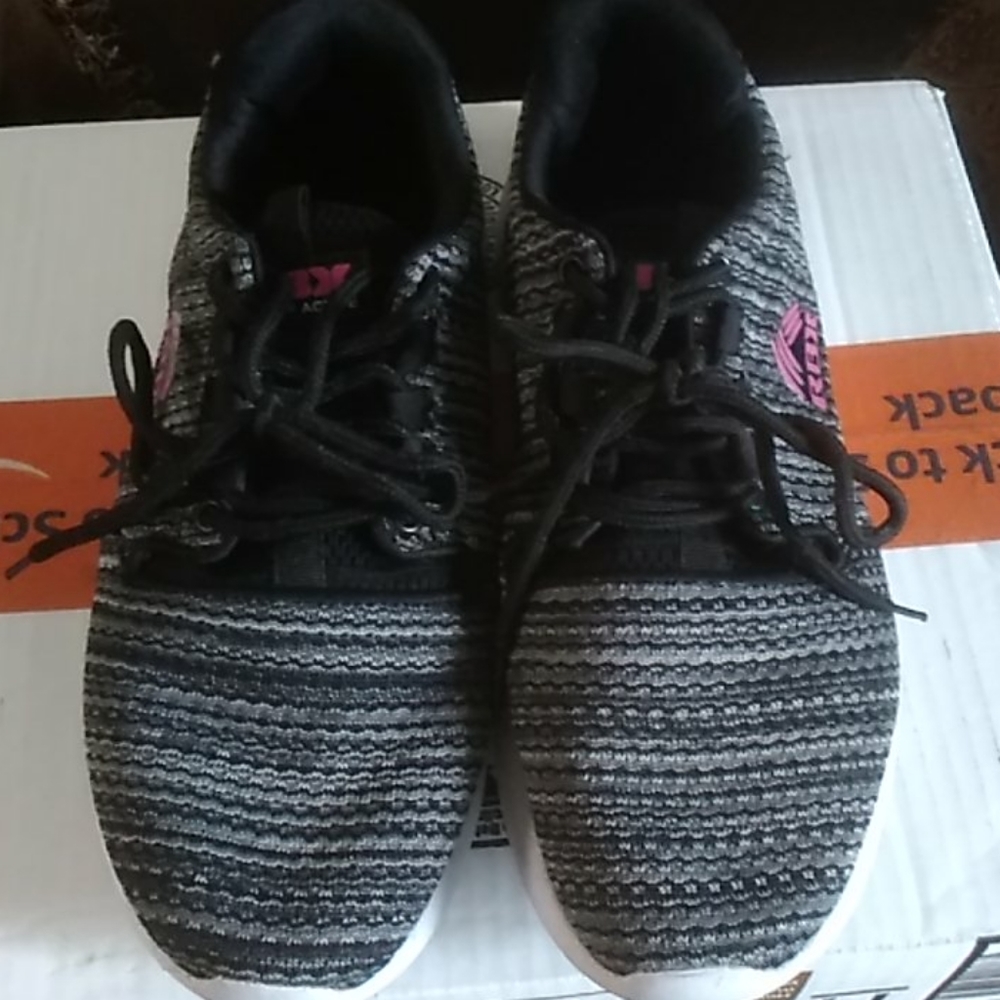 Woman's RBX Tennis Shoes 👟